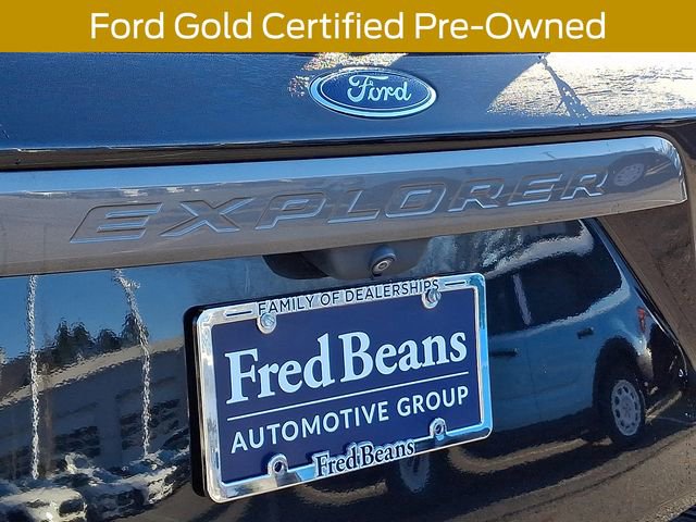 Certified 2022 Ford Explorer XLT w/ Equipment Group 202A AWD/4WD image 35