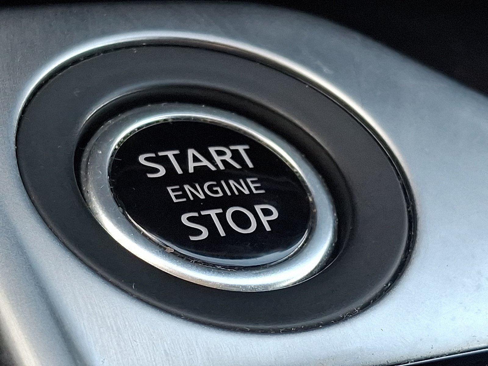 Used 2024 Nissan Sentra SV FWD image 23