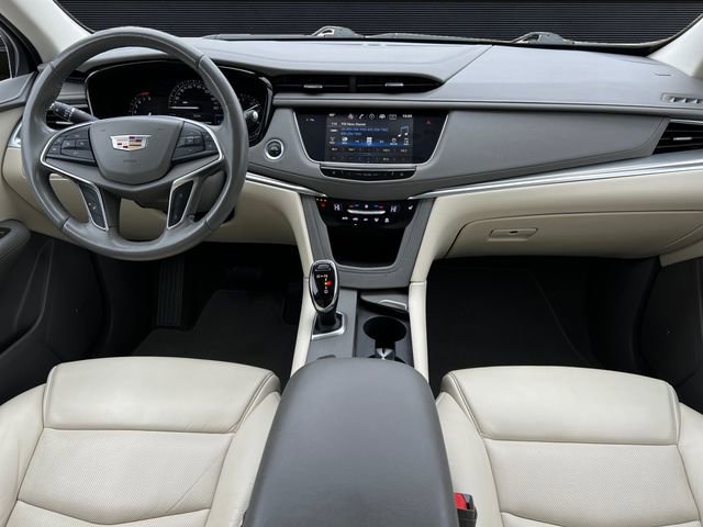 Used 2018 Cadillac XT5 Luxury image 10