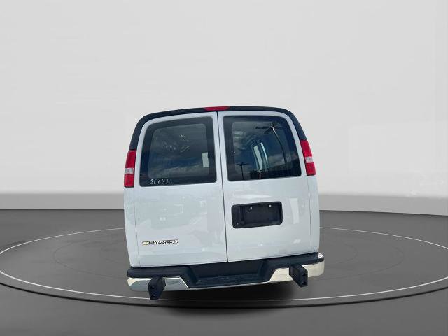 Used 2024 Chevrolet Express 2500 w/ Driver Convenience Package RWD image 6