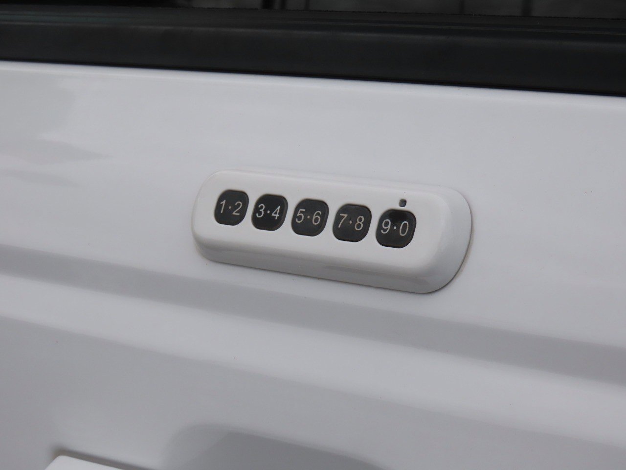 Certified 2023 Ford Bronco Outer Banks AWD/4WD image 17