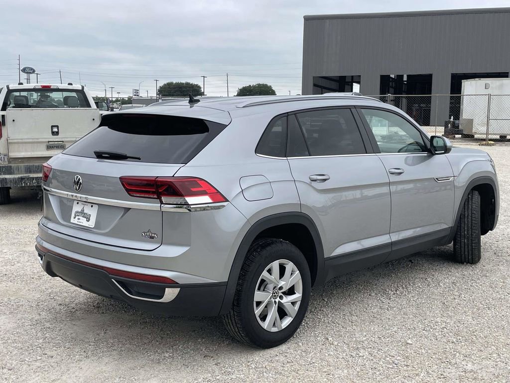 Used 2020 Volkswagen Atlas Cross Sport S FWD image 3