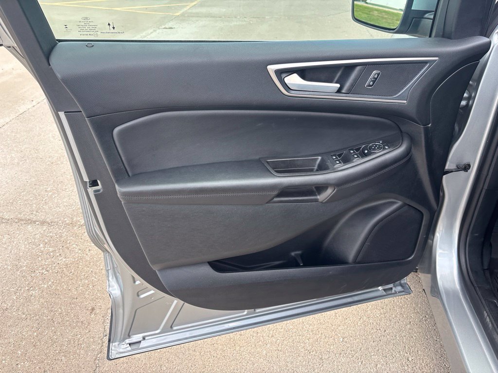 Certified 2023 Ford Edge SEL w/ Convenience Package AWD/4WD image 12