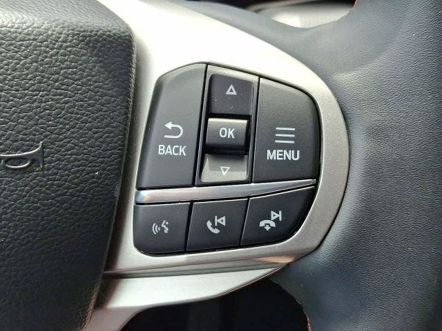 Certified 2025 Ford Explorer Active AWD/4WD image 24