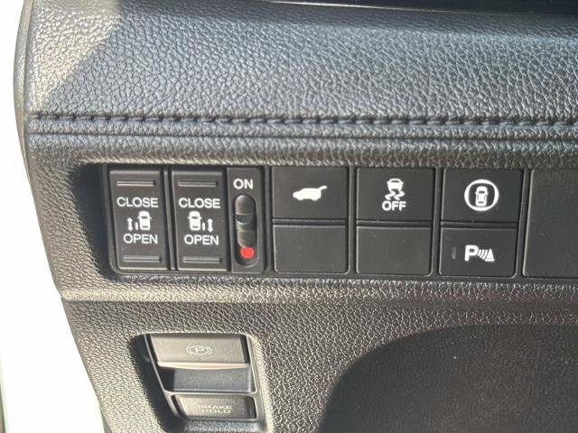 Used 2023 Honda Odyssey Touring image 18