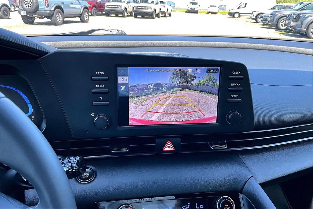 Used 2025 Hyundai Elantra Sport image 21