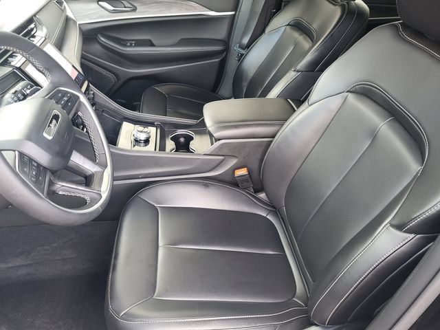 Used 2025 Jeep Grand Cherokee L Limited w/ Black Appearance Package RWD image 25