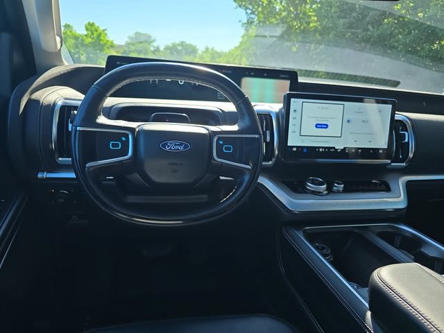 Certified 2025 Ford Expedition Max Platinum AWD/4WD image 22
