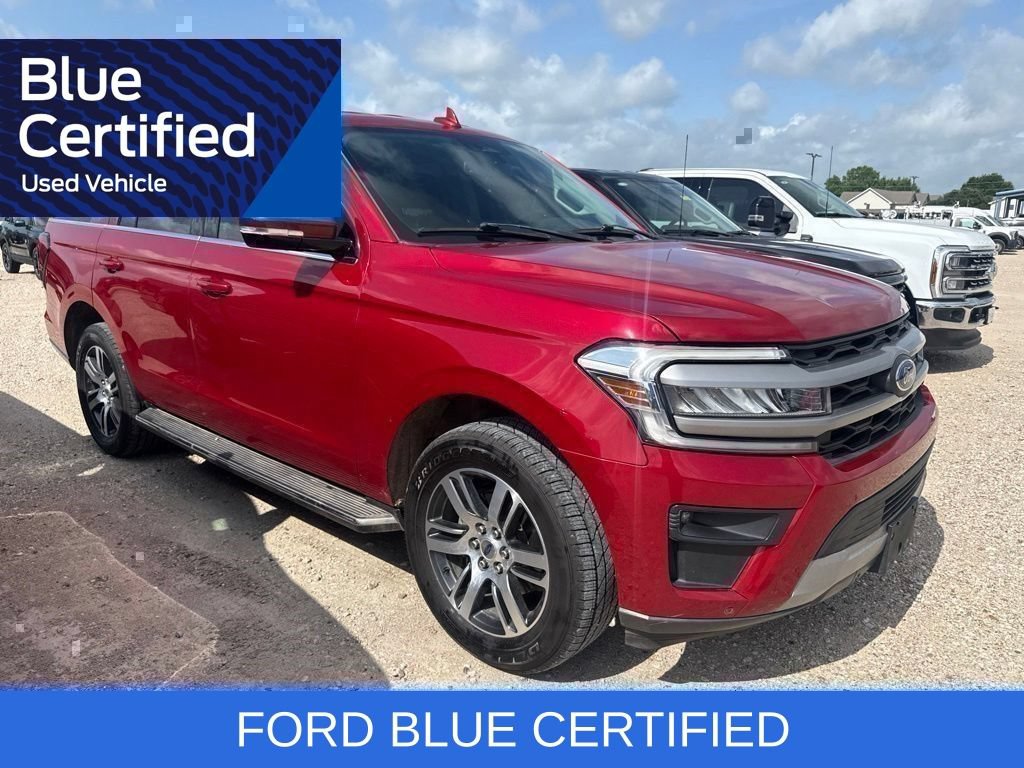 Certified 2022 Ford Expedition XLT RWD image 3