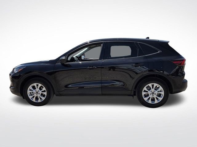 Certified 2025 Ford Escape Active FWD image 2