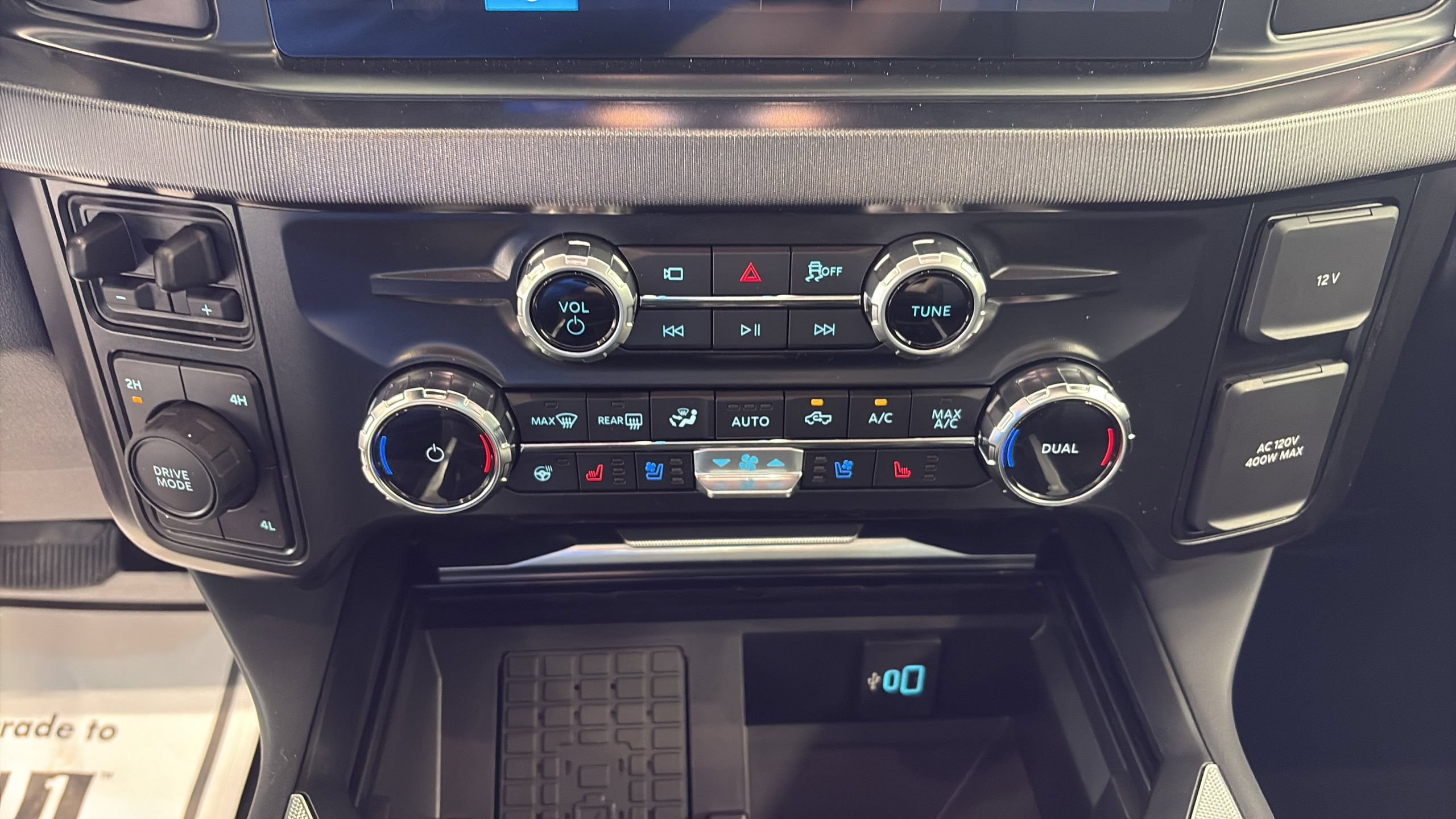 Certified 2026 Ford F250 Platinum AWD/4WD image 25