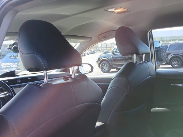 Used 2019 Toyota Camry SE image 22