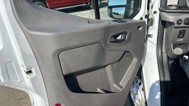 Certified 2024 Ford Transit 250 Low Roof AWD w/ Exterior Upgrade Package image 10