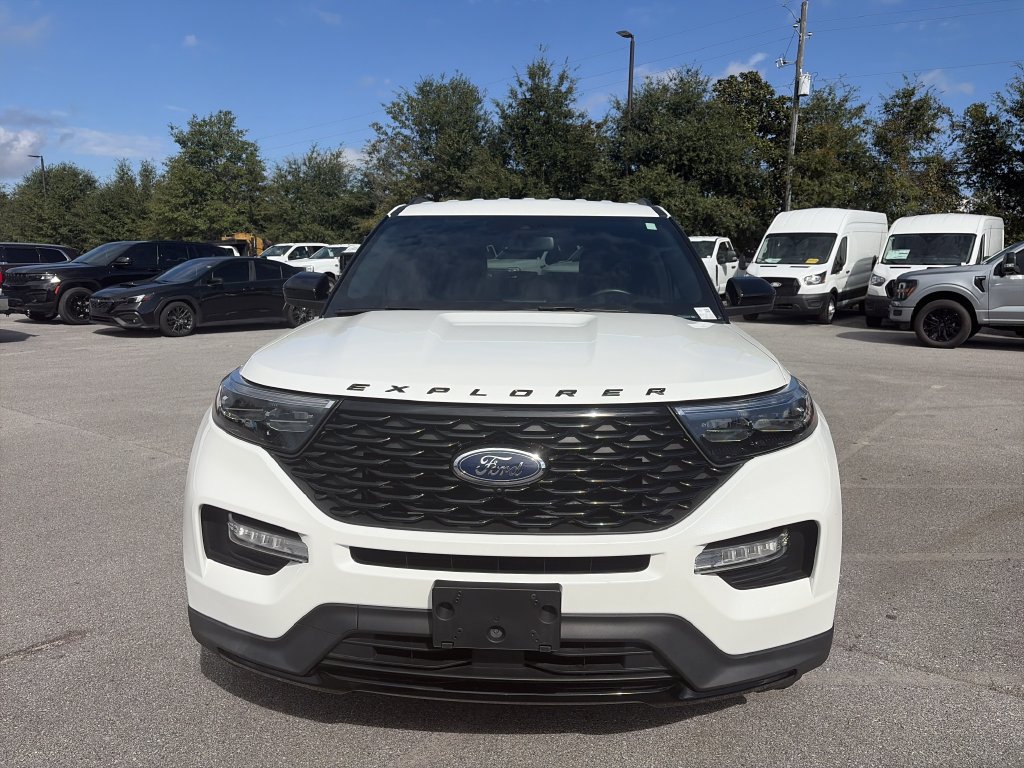 Certified 2024 Ford Explorer ST-Line w/ Class IV Trailer Tow Package RWD image 10