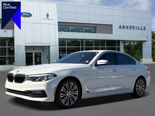 Used 2018 BMW 530e xDrive w/ Premium Package 2