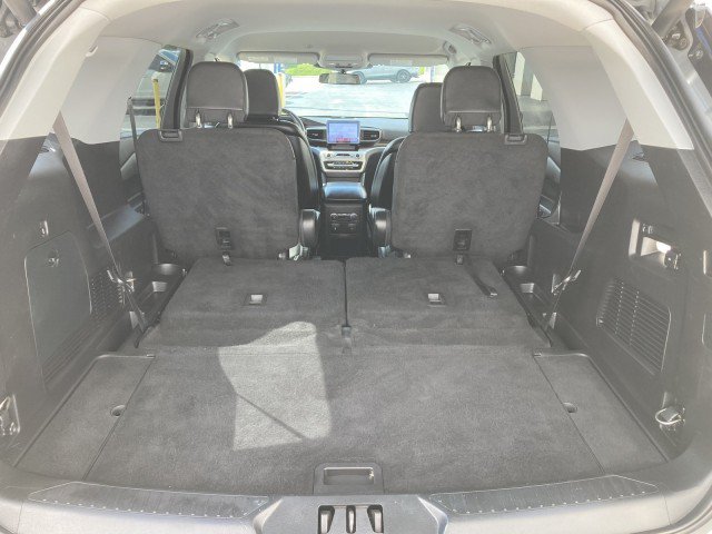 Certified 2020 Ford Explorer XLT w/ Equipment Group 202A AWD/4WD image 14