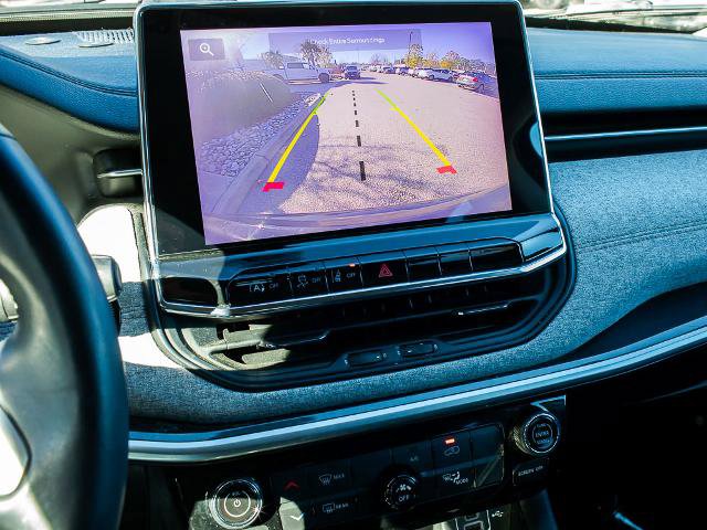 Used 2022 Jeep Compass Latitude image 21