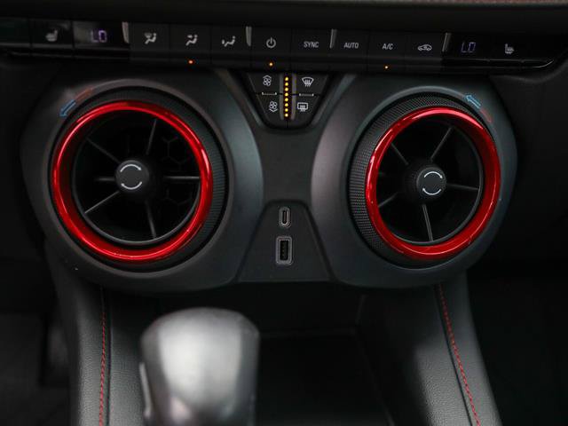 Used 2019 Chevrolet Blazer RS FWD image 40