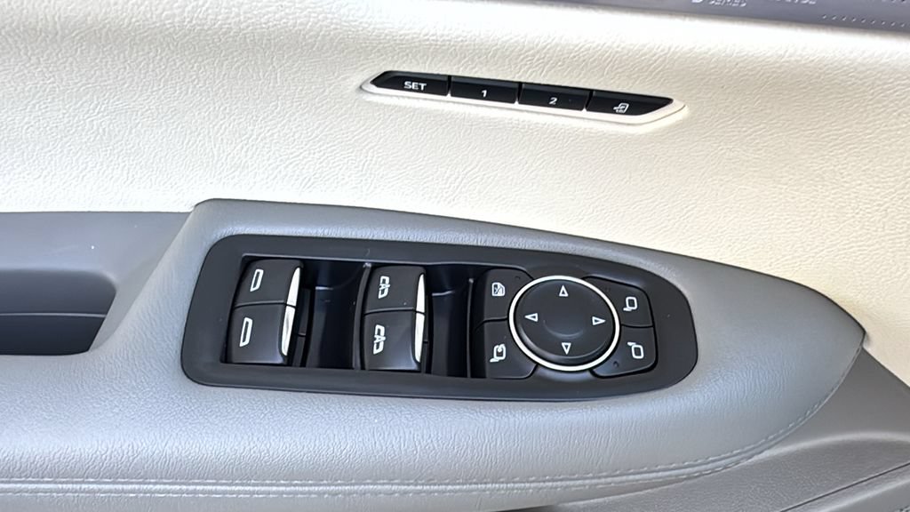 Used 2020 Cadillac XT6 Premium Luxury AWD/4WD image 20