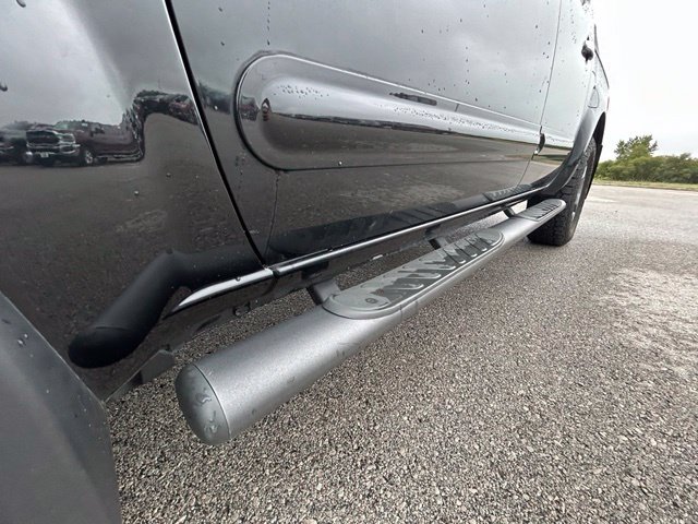 Used 2019 Nissan Frontier SL AWD/4WD image 16