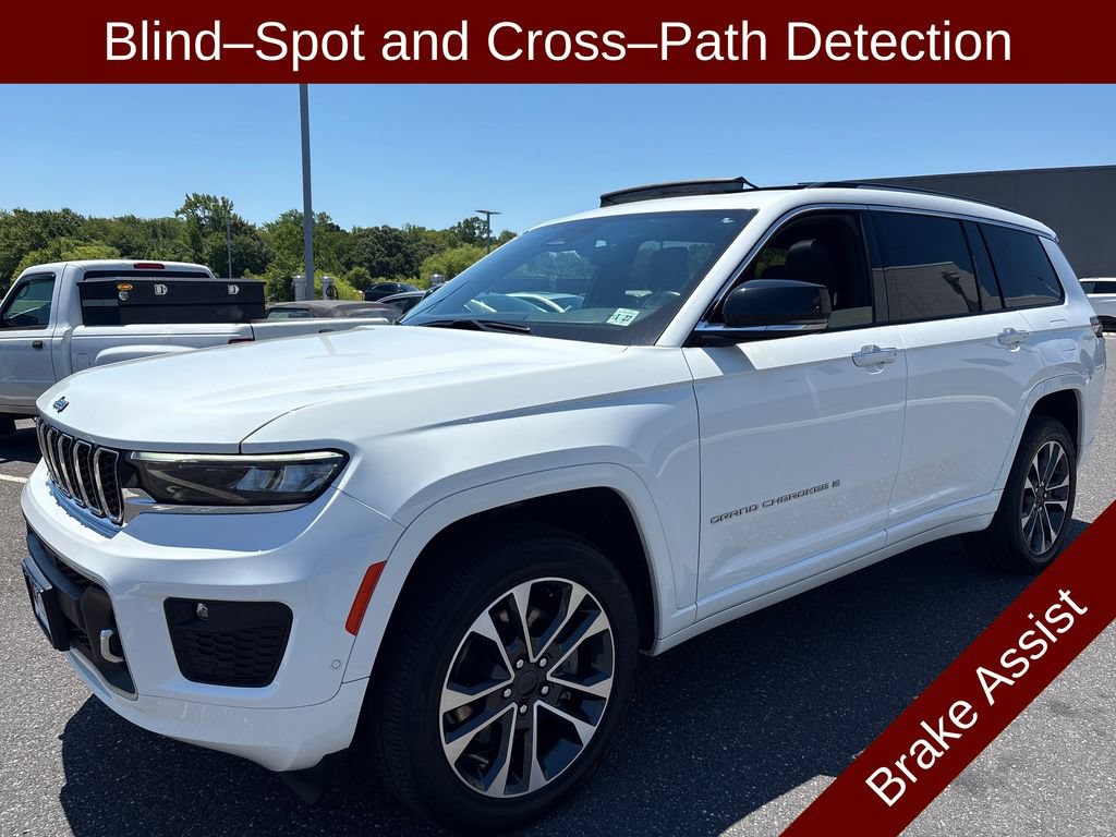 Used 2021 Jeep Grand Cherokee L Overland w/ Luxury Tech Group IV AWD/4WD image 5