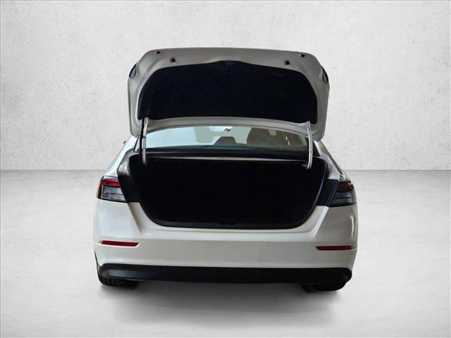 Used 2024 Honda Accord EX image 7