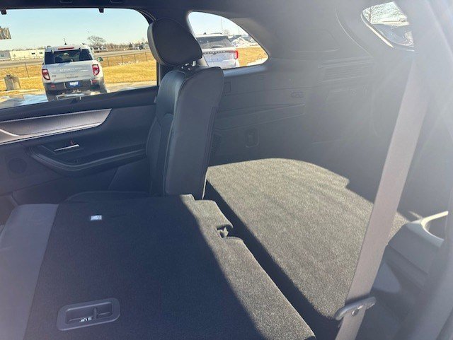 Used 2025 MAZDA CX-70 Plug-In Hybrid w/ Premium Plus image 29