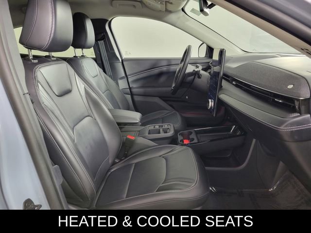 Certified 2025 Ford Mustang Mach-E Premium image 19