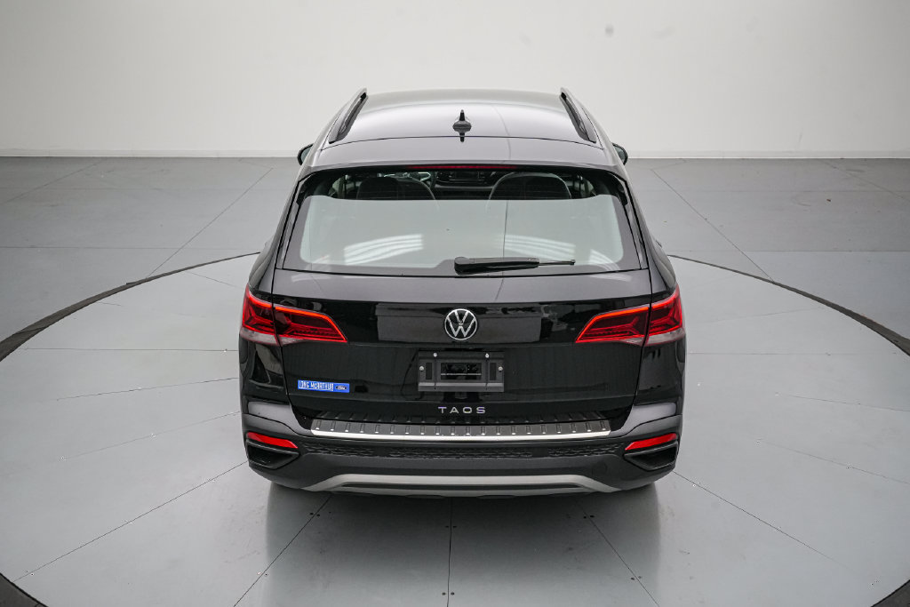 Used 2023 Volkswagen Taos S w/ IQ Drive S Package FWD image 5