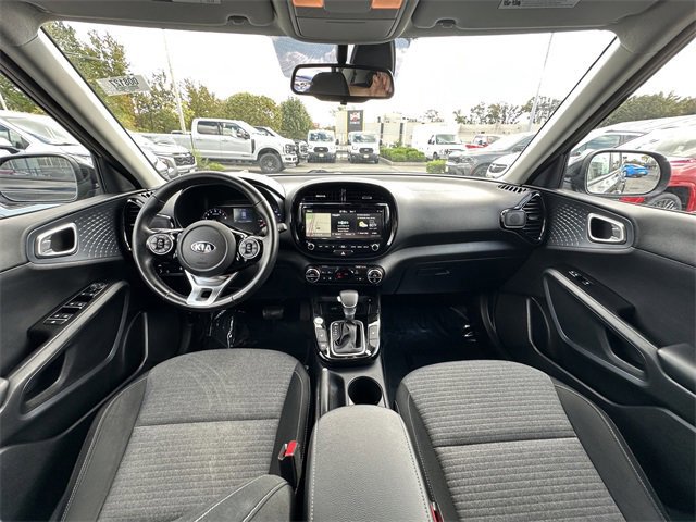 Used 2020 Kia Soul EX image 17