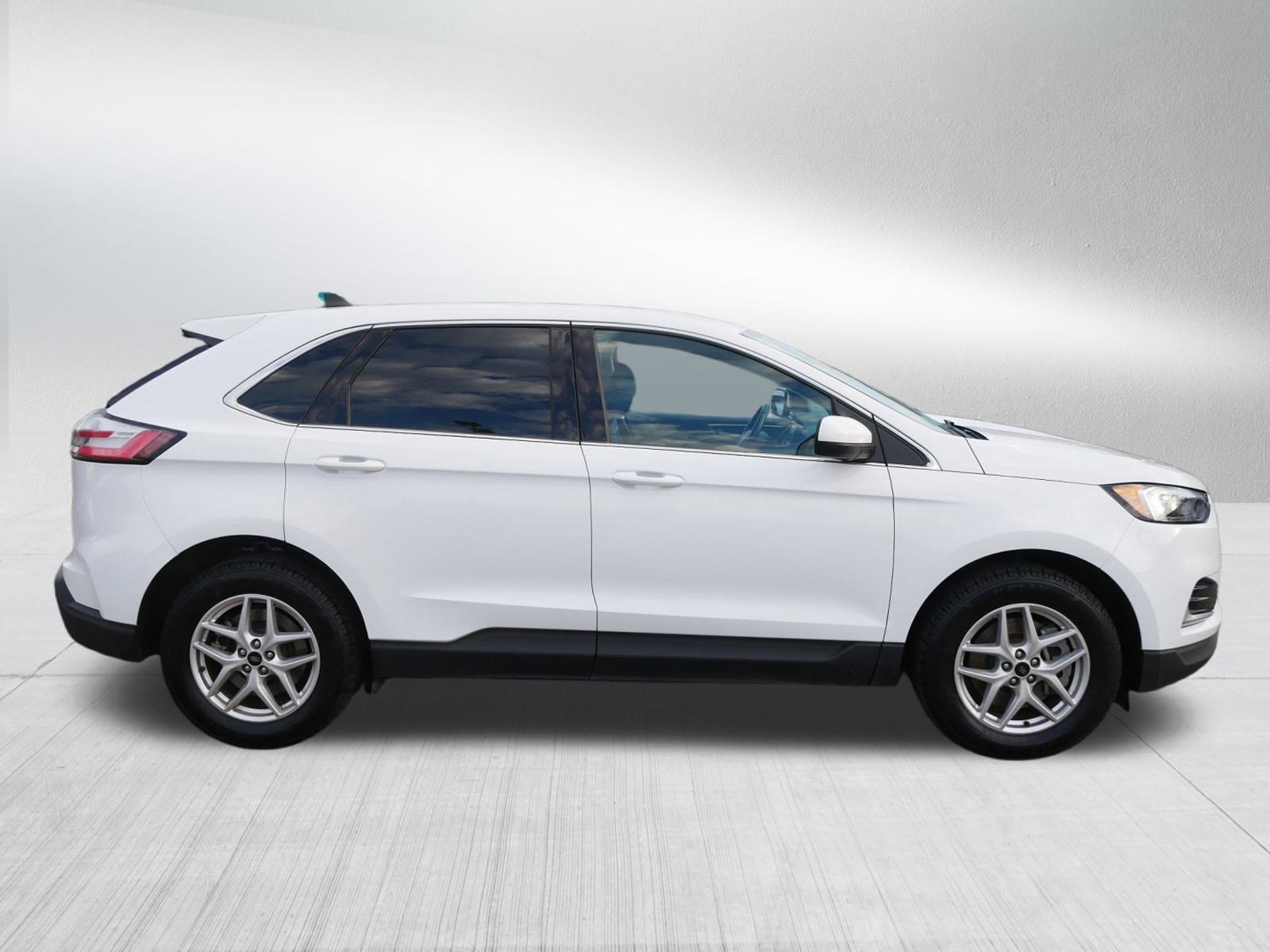 Certified 2023 Ford Edge SEL image 6