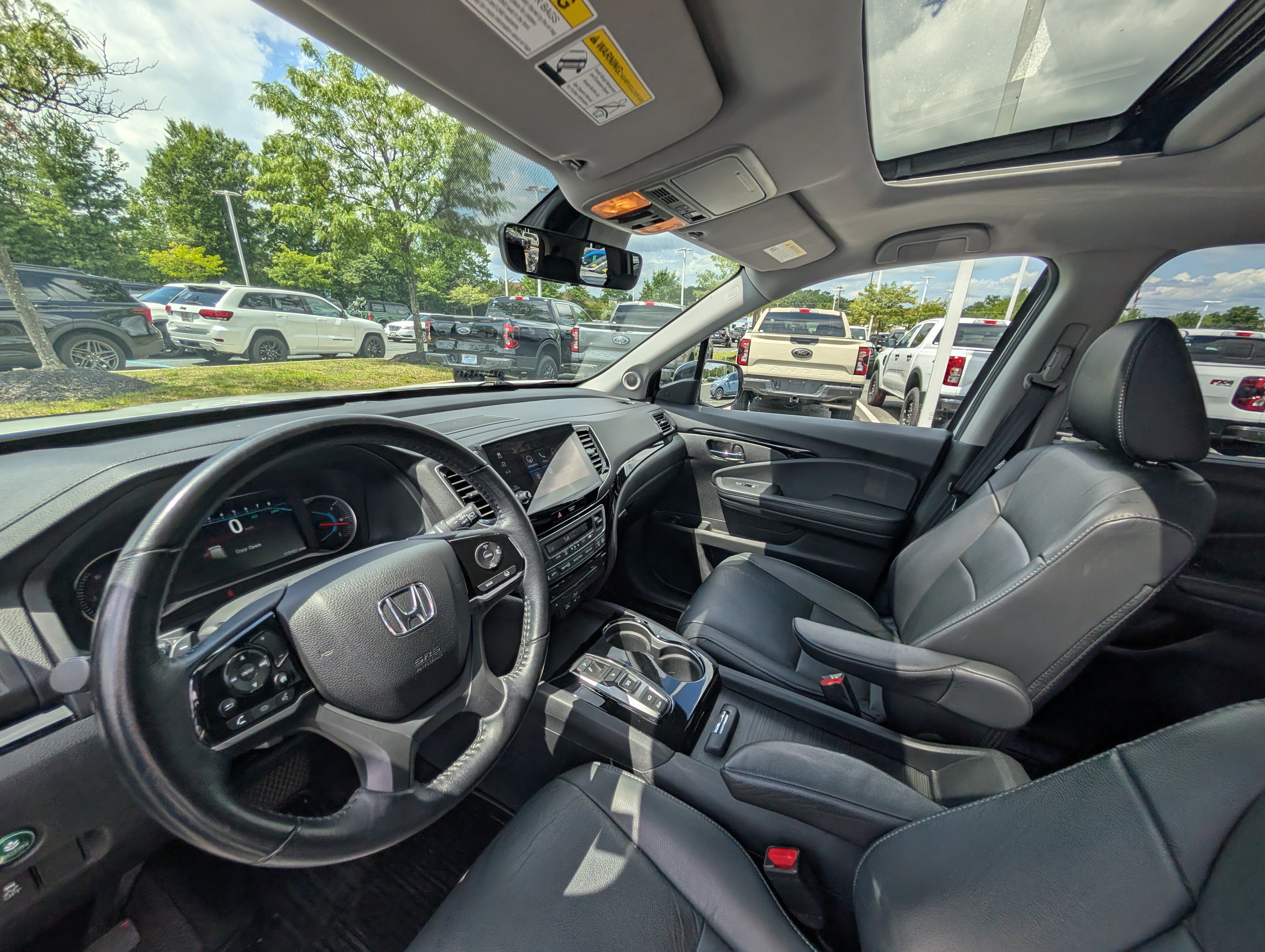 Used 2021 Honda Pilot Touring image 17