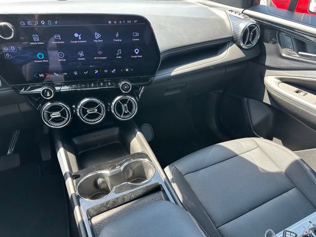 Used 2024 Chevrolet Blazer EV LT AWD/4WD image 16