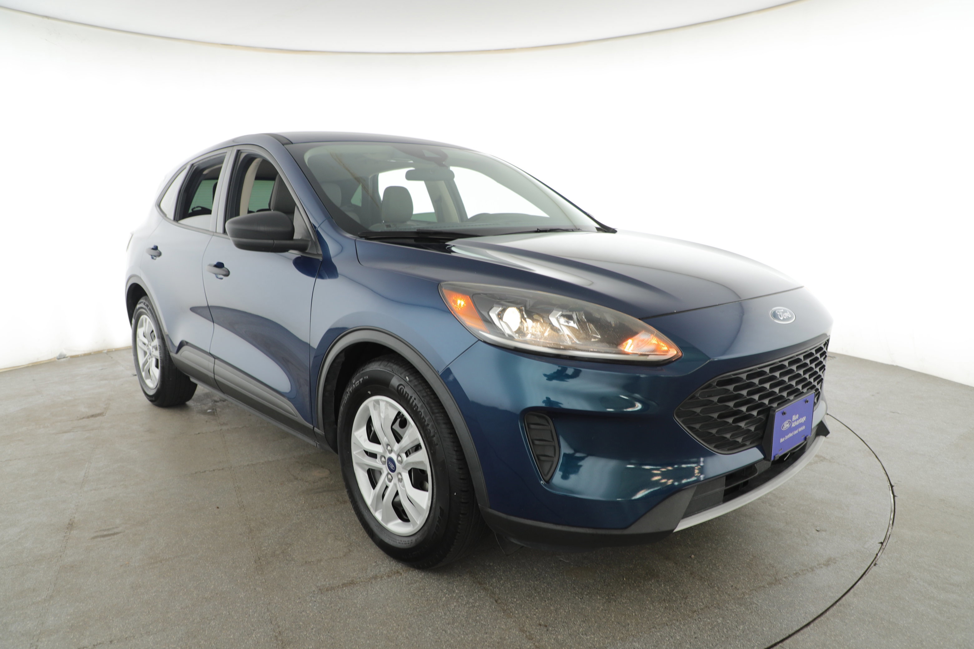 Certified 2020 Ford Escape S image 3