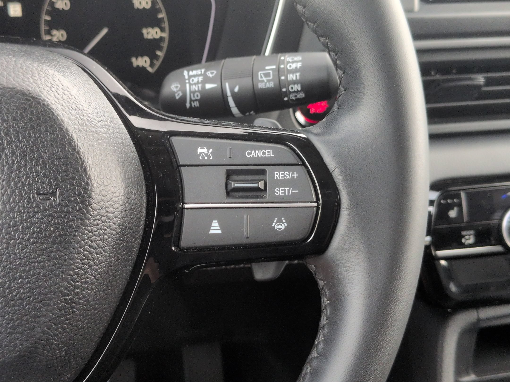 Used 2024 Honda Pilot Touring image 19