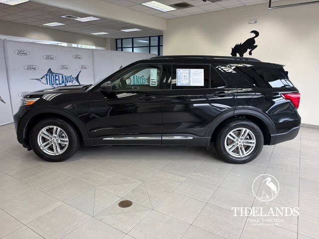 Certified 2022 Ford Explorer XLT w/ Equipment Group 202A RWD image 5