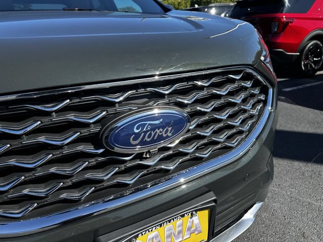 Certified 2024 Ford Edge Titanium w/ Titanium Elite Package AWD/4WD image 10