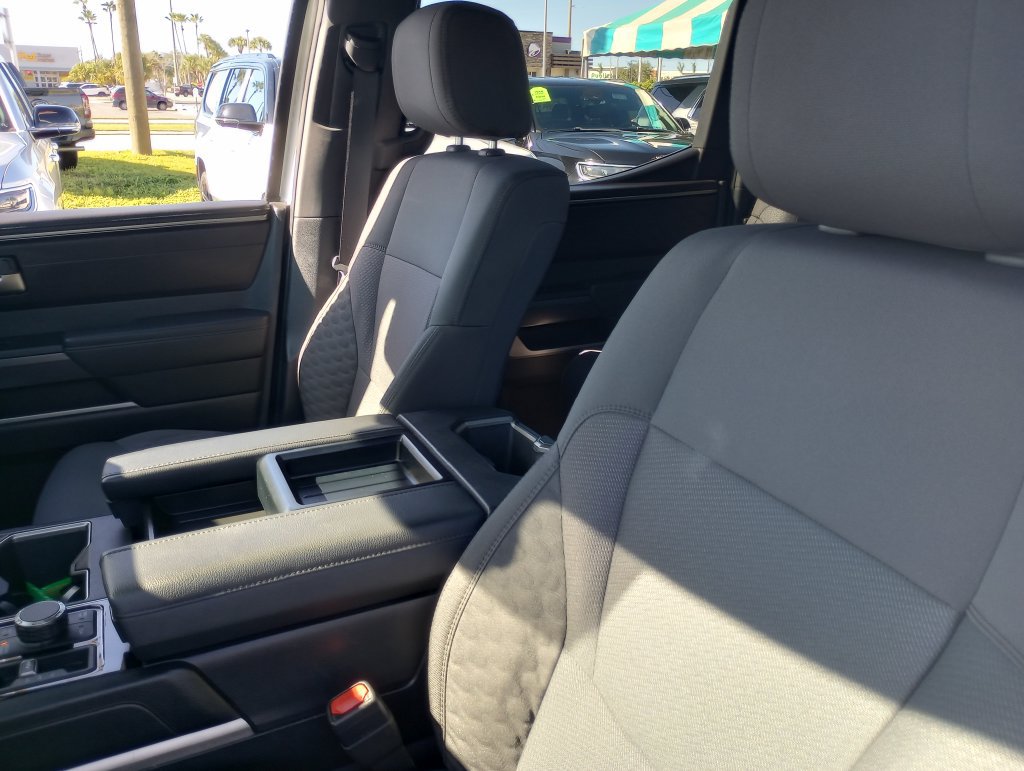 Used 2025 Toyota Tundra SR5 w/ TRD Off-Road Package AWD/4WD image 22