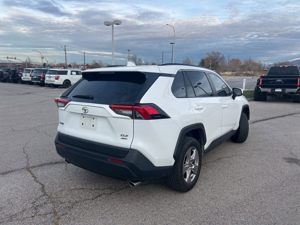 Used 2023 Toyota RAV4 XLE image 6