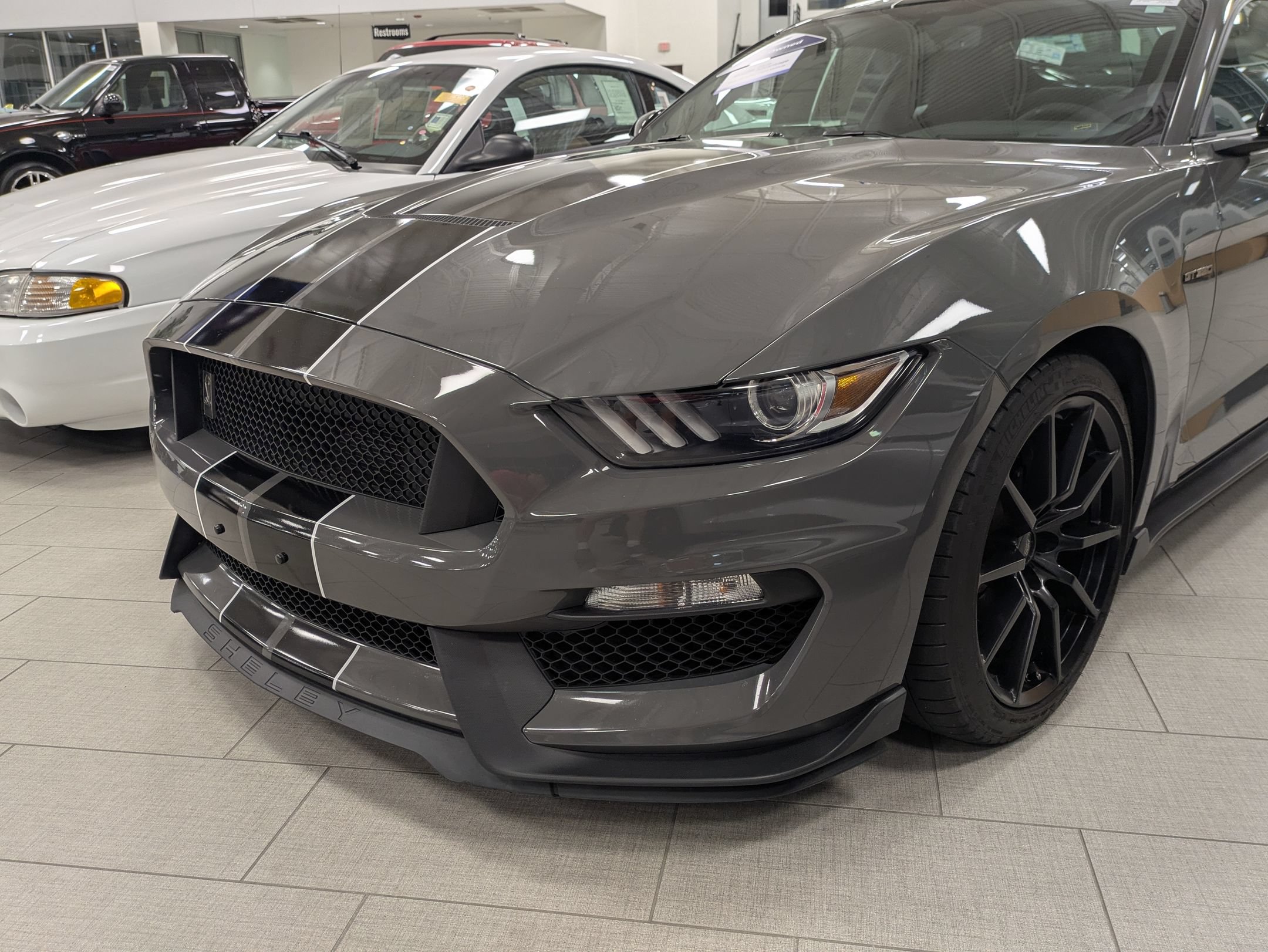Certified 2018 Ford Mustang Shelby GT350 w/ Electronics Package RWD image 9