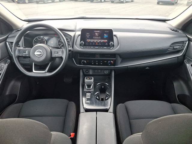 Used 2024 Nissan Rogue S FWD image 10