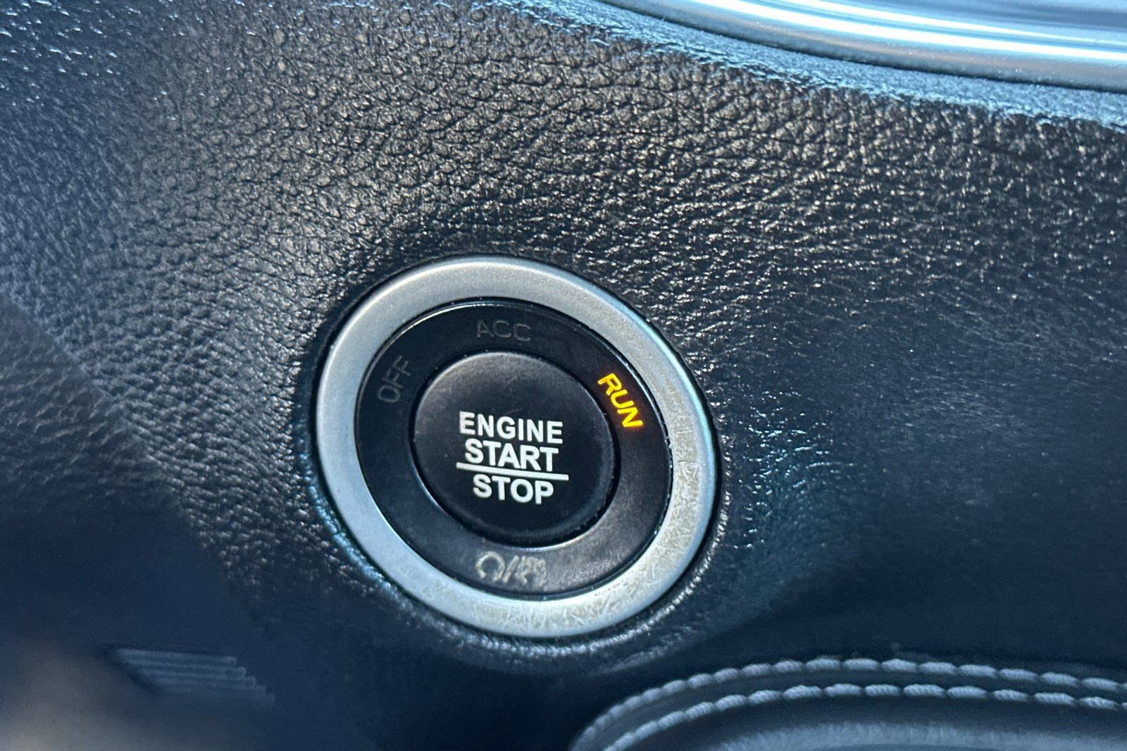 Used 2018 Dodge Challenger SXT w/ Blacktop Package image 23