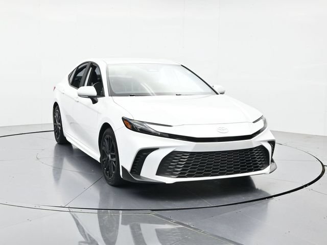 Used 2025 Toyota Camry SE FWD image 5