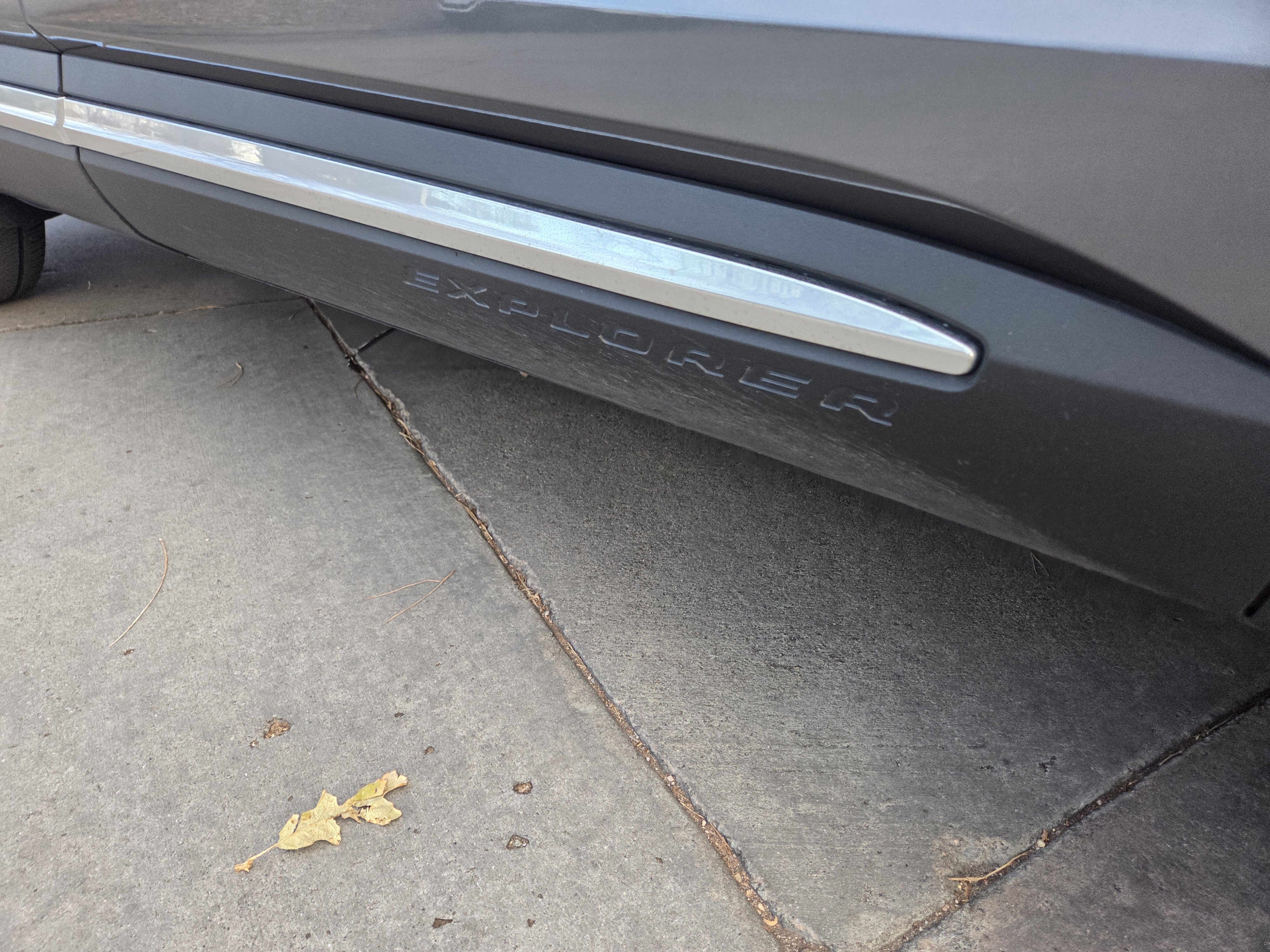 Certified 2022 Ford Explorer Platinum w/ Technology Package image 14