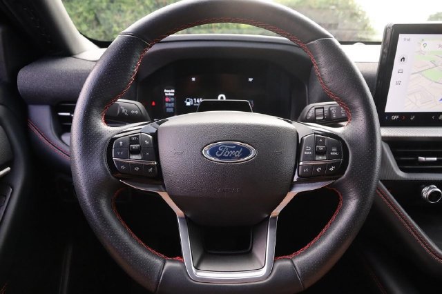 Certified 2025 Ford Explorer ST-Line w/ ST-Line Street Pack AWD/4WD image 12