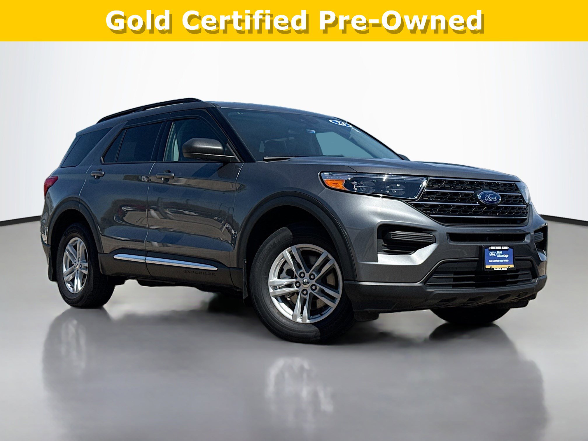 Certified 2024 Ford Explorer XLT w/ Class IV Trailer Tow Package AWD/4WD image 1