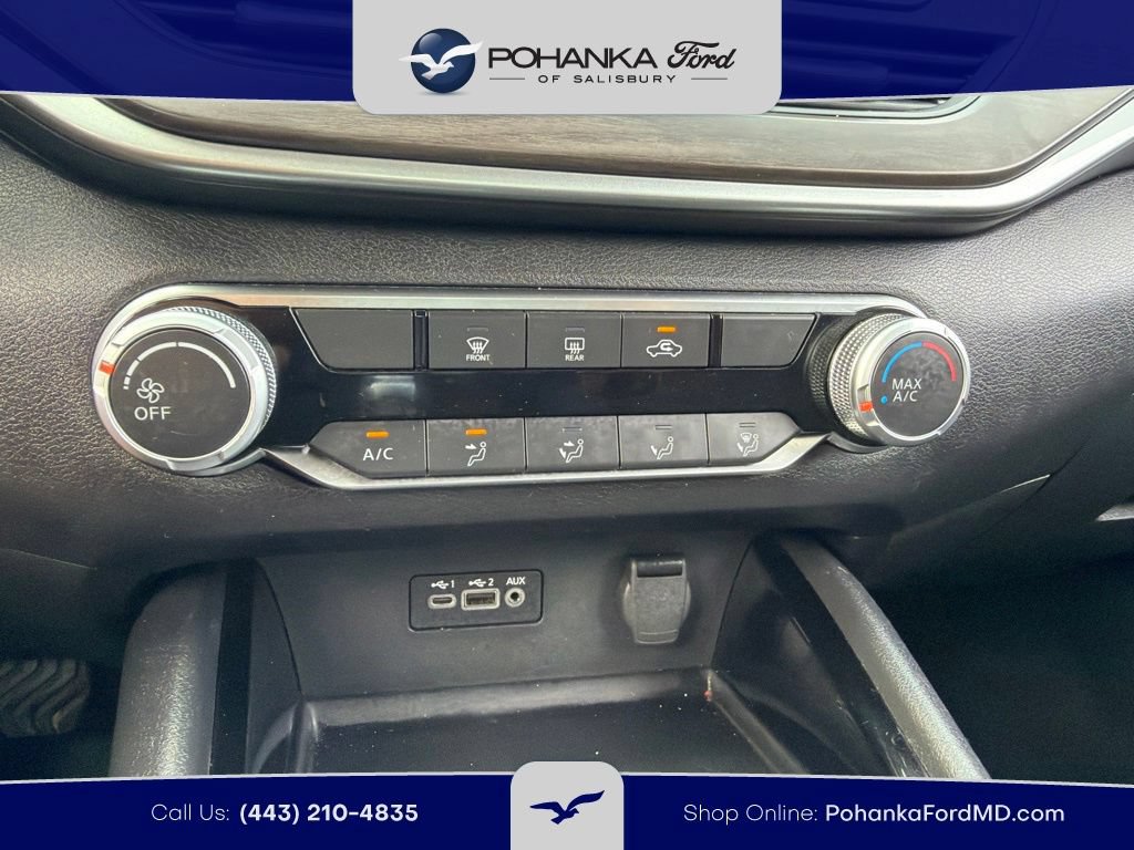 Used 2024 Nissan Altima 2.5 SV FWD image 12