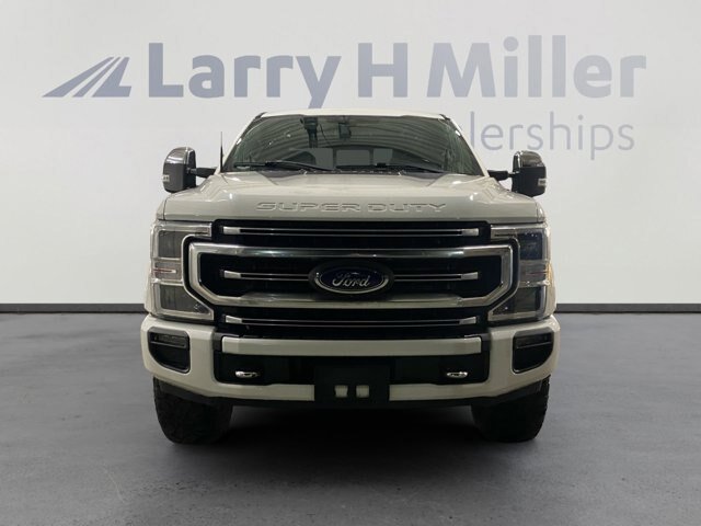 Certified 2022 Ford F350 Platinum w/ Tremor Off-Road Package AWD/4WD image 8
