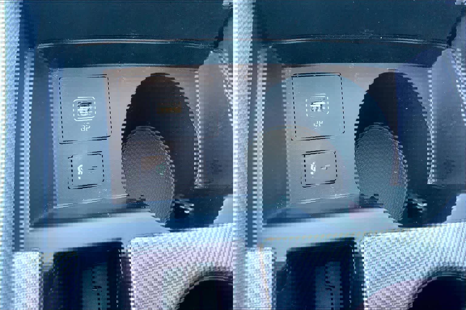 Used 2023 Hyundai Santa Fe Limited image 31