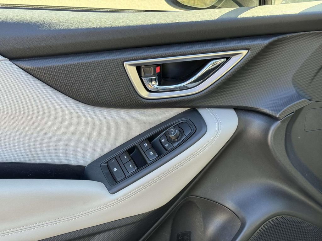 Used 2024 Subaru Forester Premium AWD/4WD image 22